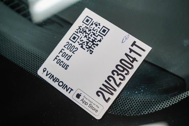 Thumbnail: 2002 Ford Focus - 26