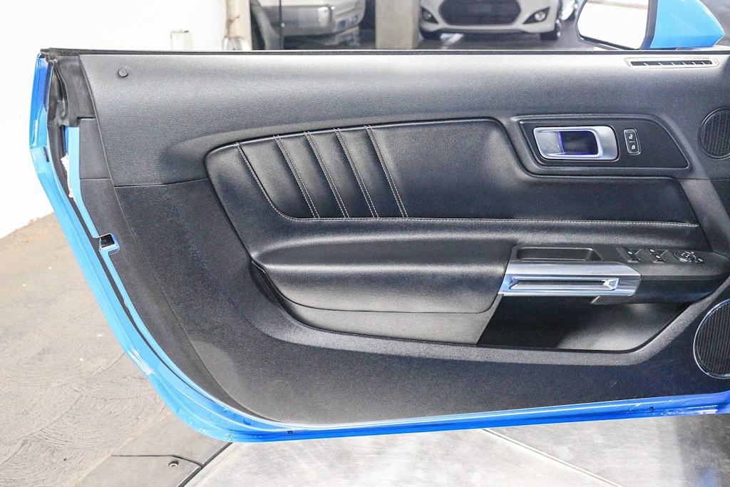 Thumbnail: 2022 Ford Mustang - 31