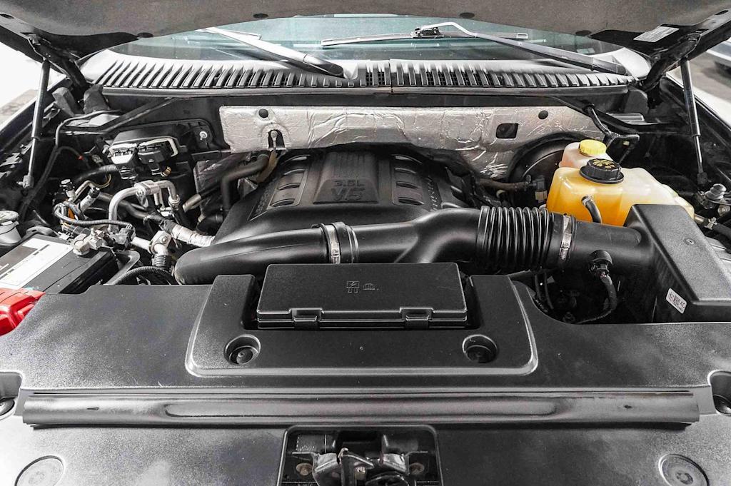 Thumbnail: 2016 Ford Expedition EL - 8