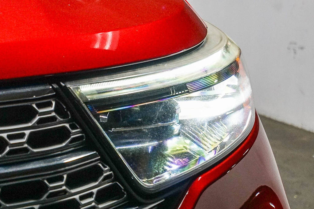 Thumbnail: 2020 Ford Explorer - 20