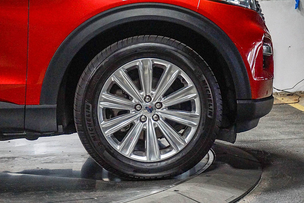 Thumbnail: 2020 Ford Explorer - 8