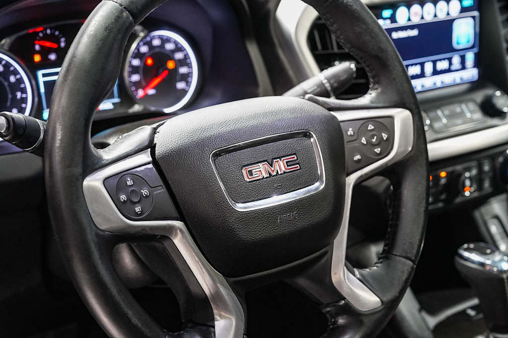 Thumbnail: 2017 GMC Acadia - 14