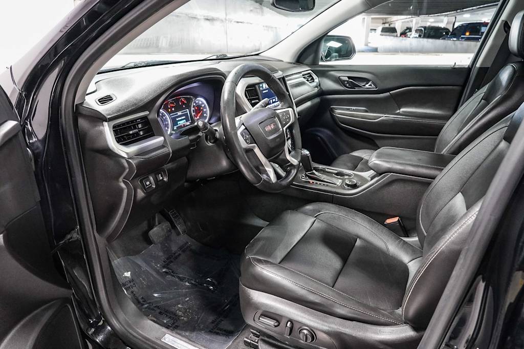 Thumbnail: 2017 GMC Acadia - 11