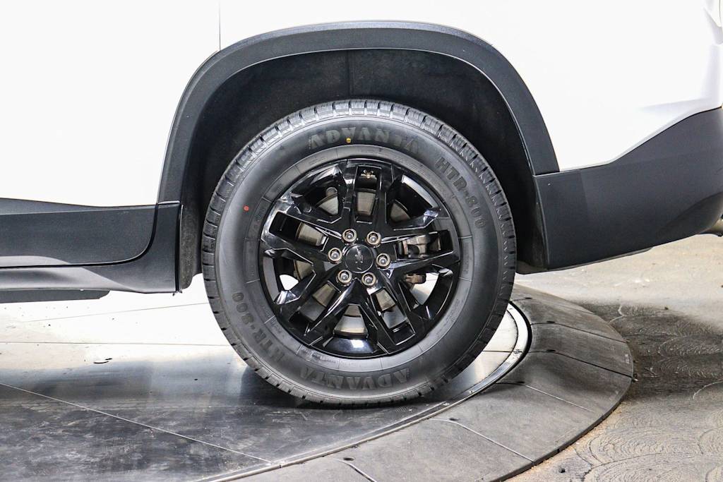 Thumbnail: 2020 Chevrolet Traverse - 22
