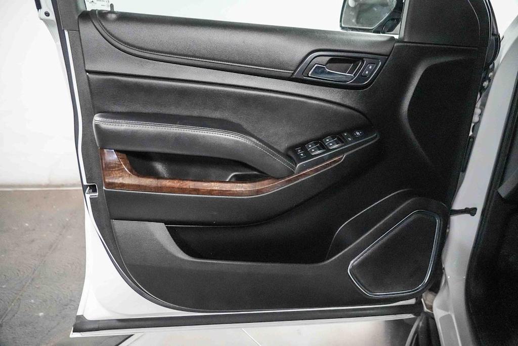 Thumbnail: 2019 Chevrolet Tahoe - 23