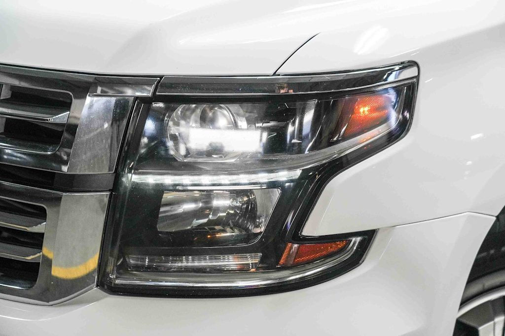 Thumbnail: 2019 Chevrolet Tahoe - 17