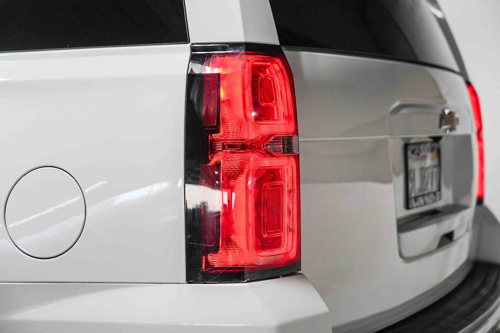 Thumbnail: 2019 Chevrolet Tahoe - 21