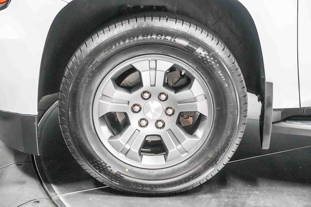 Thumbnail: 2019 Chevrolet Tahoe - 7