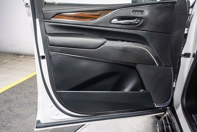 Thumbnail: 2021 Cadillac Escalade - 28