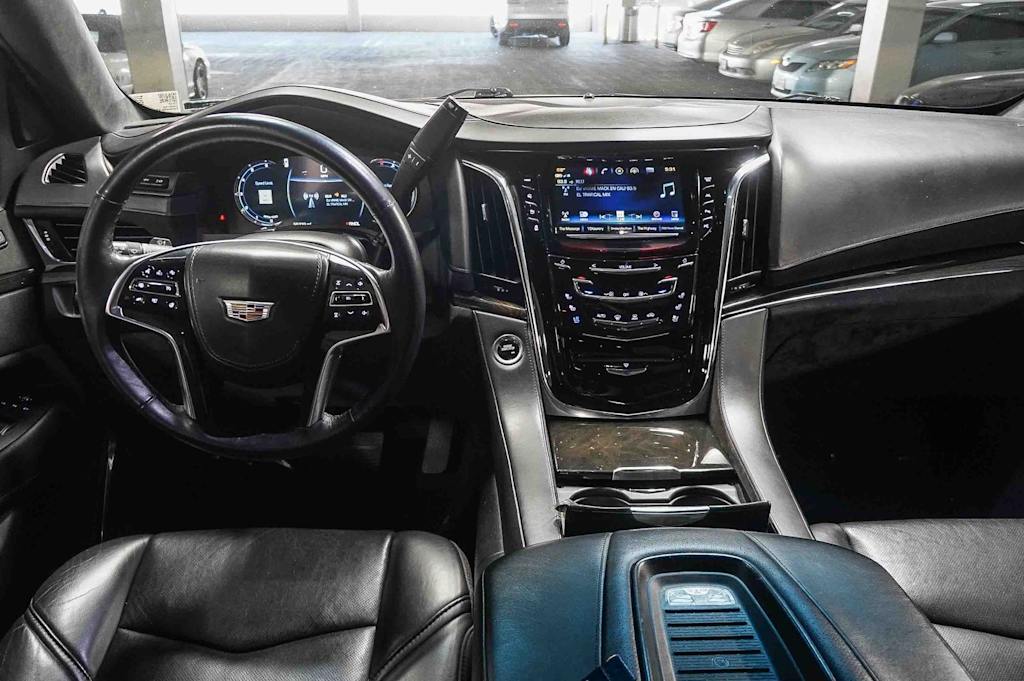 Thumbnail: 2018 Cadillac Escalade - 2