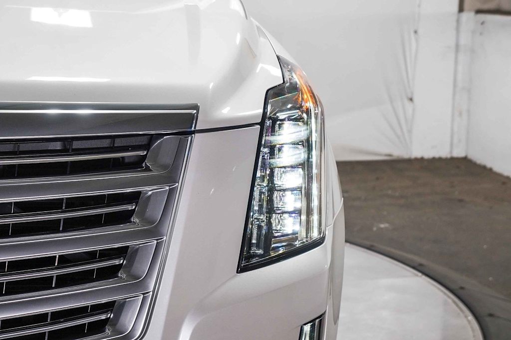 Thumbnail: 2018 Cadillac Escalade - 19