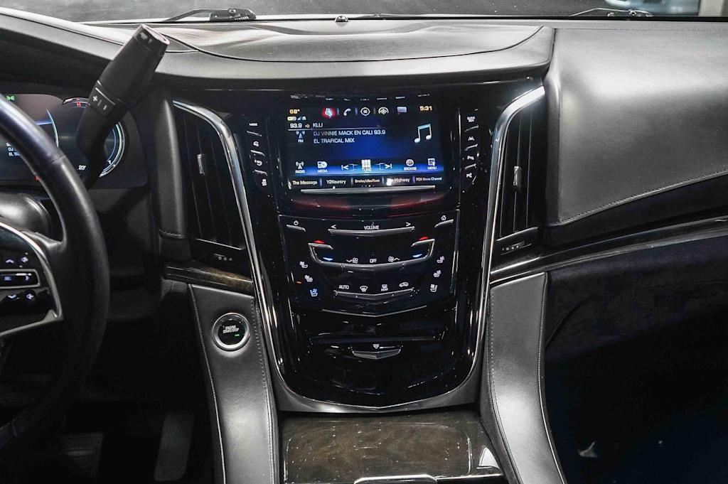 Thumbnail: 2018 Cadillac Escalade - 14