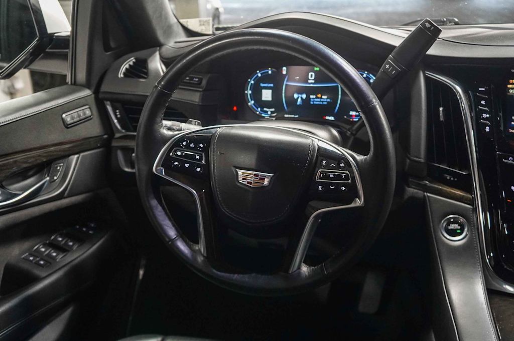 Thumbnail: 2018 Cadillac Escalade - 9