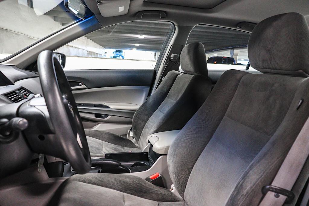 Thumbnail: 2010 Honda Accord - 9