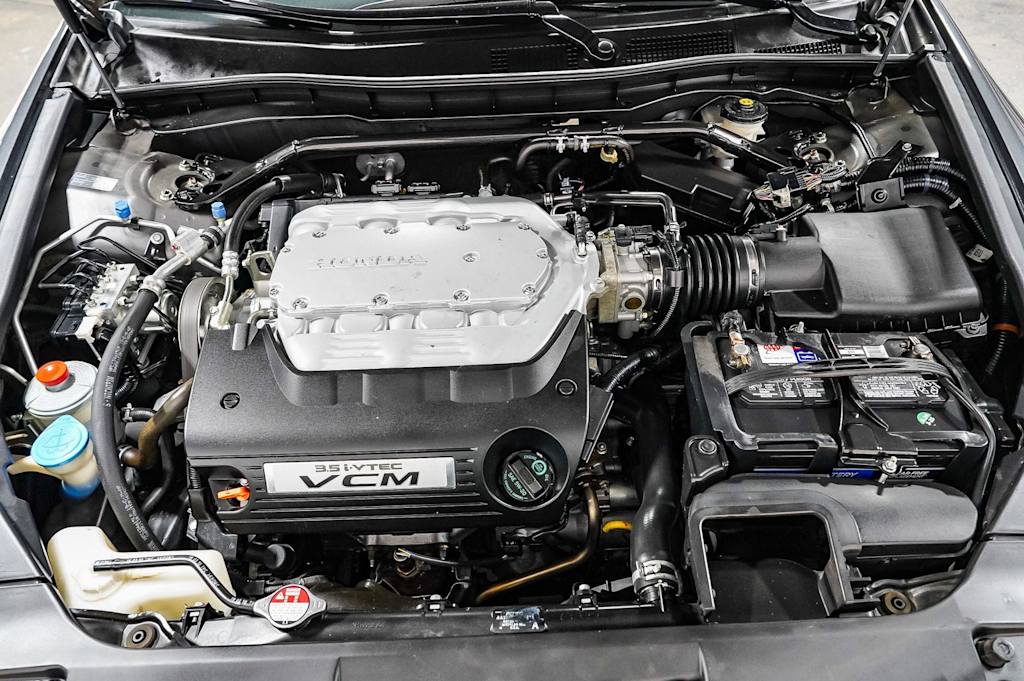 Thumbnail: 2010 Honda Accord - 8