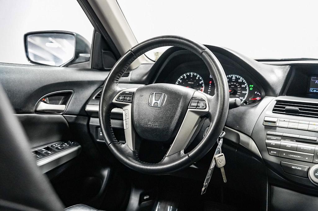 Thumbnail: 2010 Honda Accord - 13