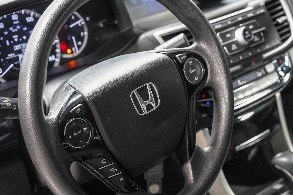 Thumbnail: 2017 Honda Accord - 13