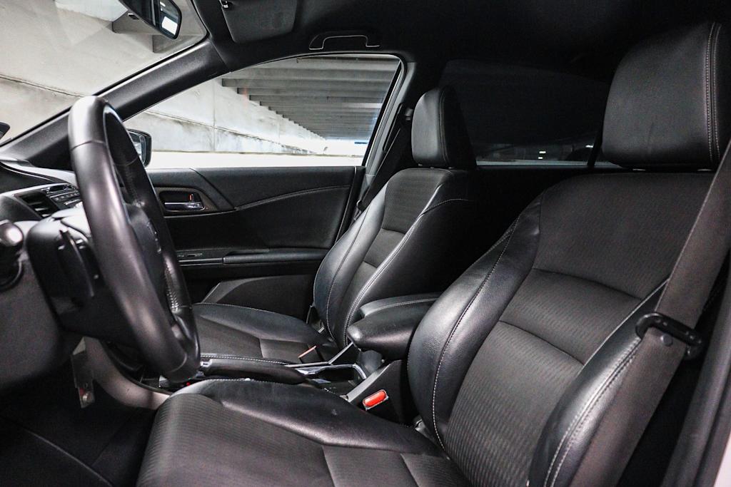 Thumbnail: 2017 Honda Accord - 11