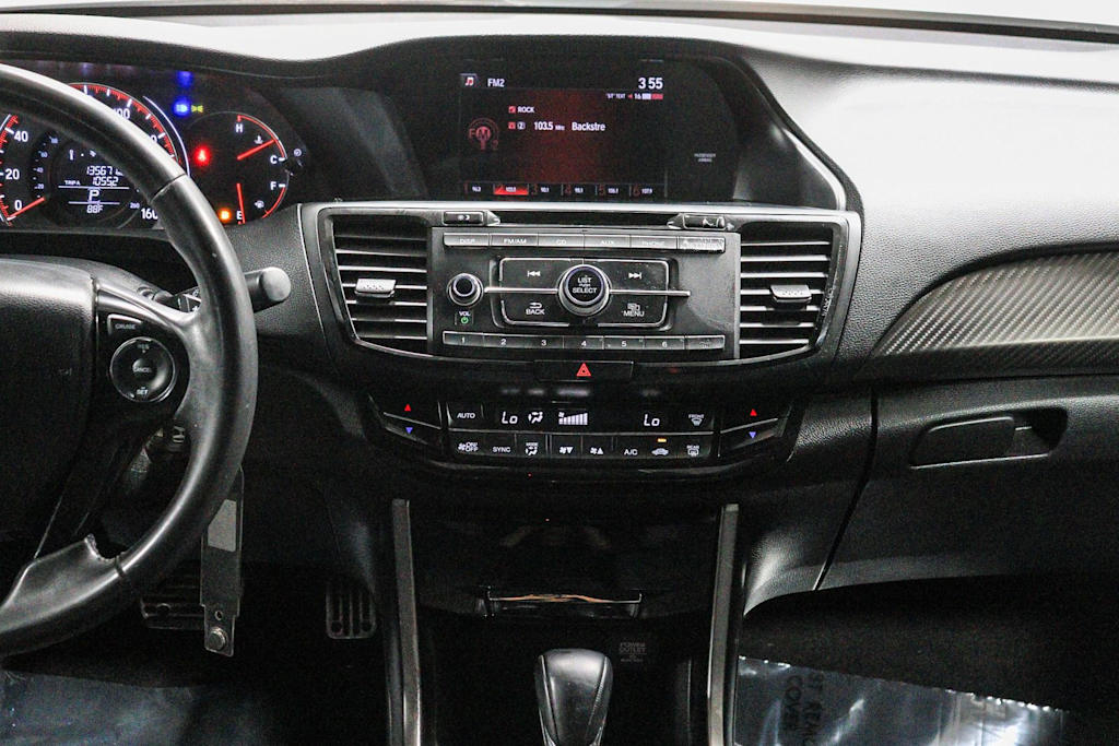 Thumbnail: 2017 Honda Accord - 15