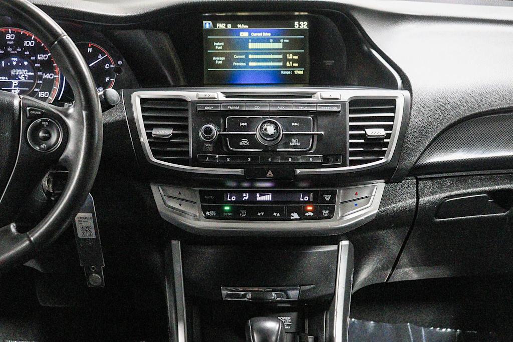 Thumbnail: 2013 Honda Accord - 13