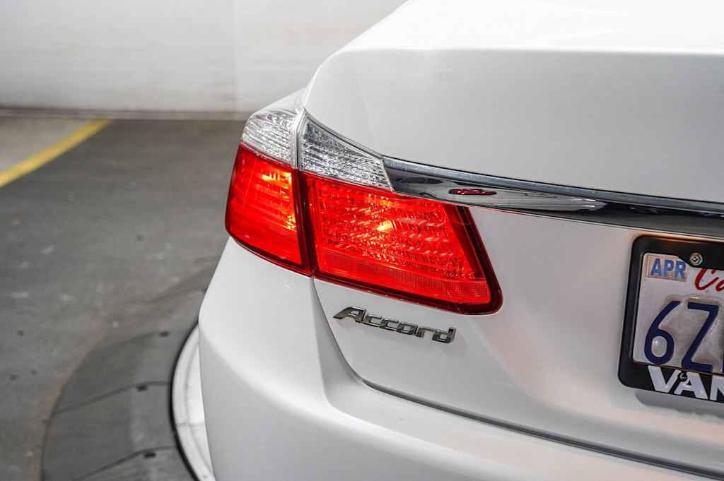 Thumbnail: 2013 Honda Accord - 22