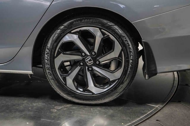 Thumbnail: 2017 Honda Accord - 21