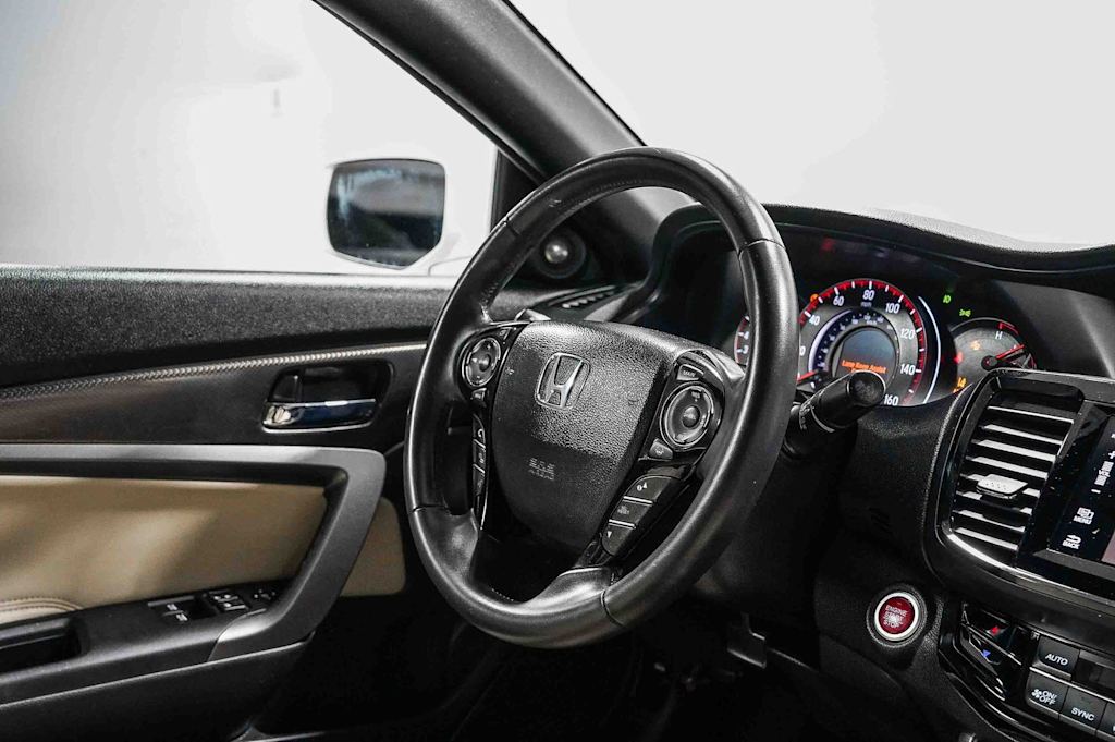 Thumbnail: 2017 Honda Accord - 8