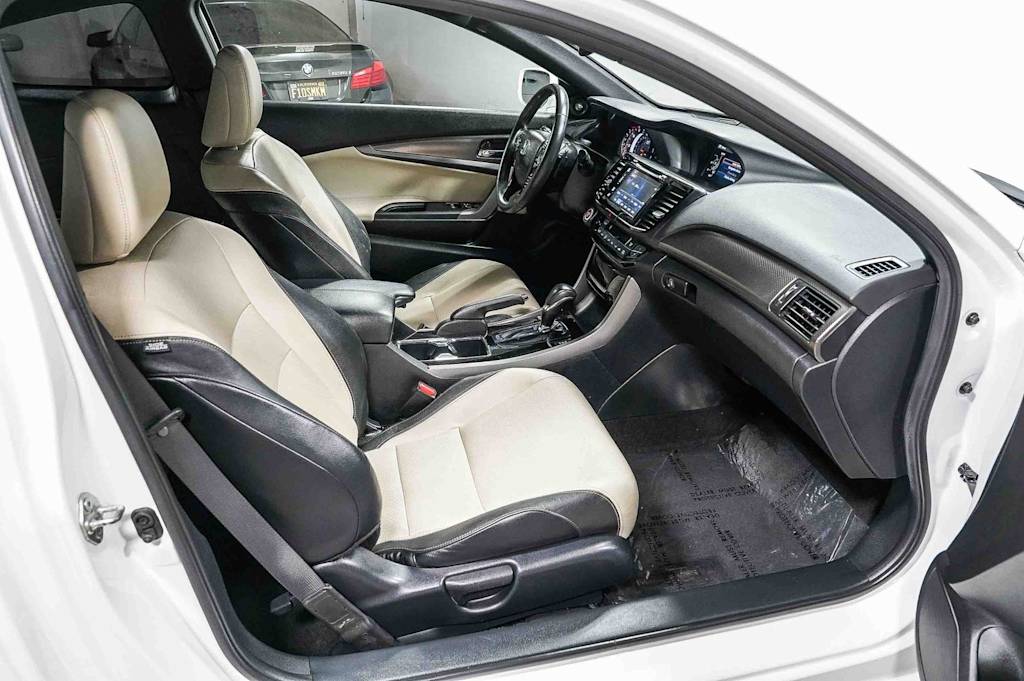Thumbnail: 2017 Honda Accord - 9