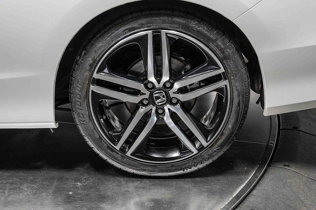 Thumbnail: 2017 Honda Accord - 21