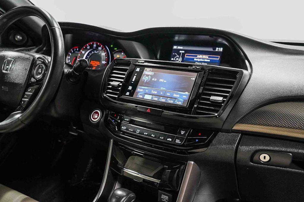 Thumbnail: 2017 Honda Accord - 14