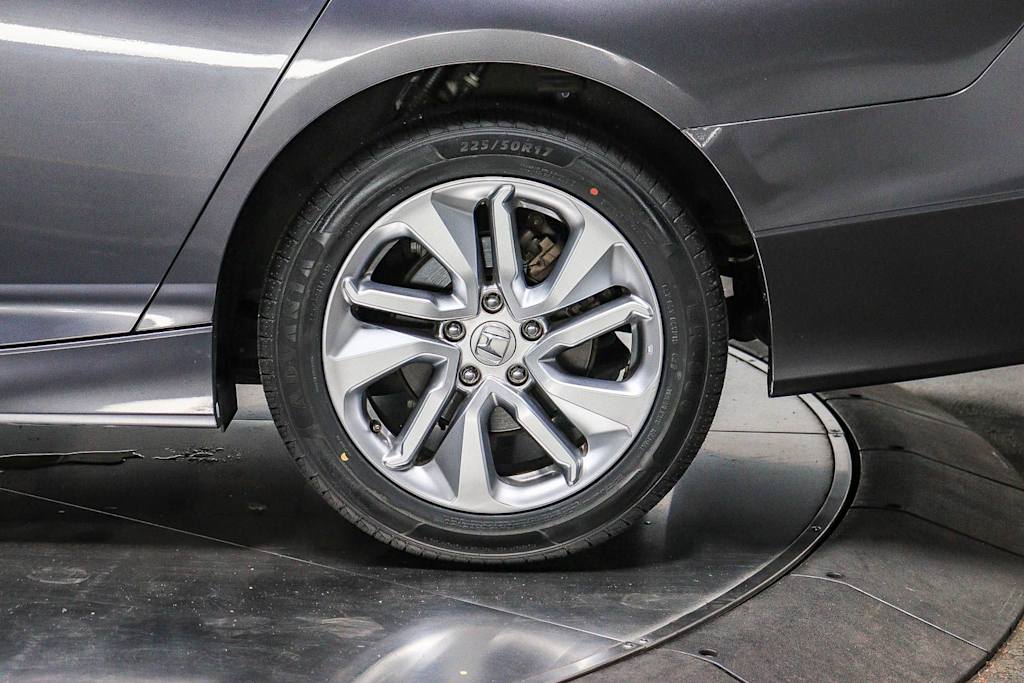 Thumbnail: 2019 Honda Accord - 23