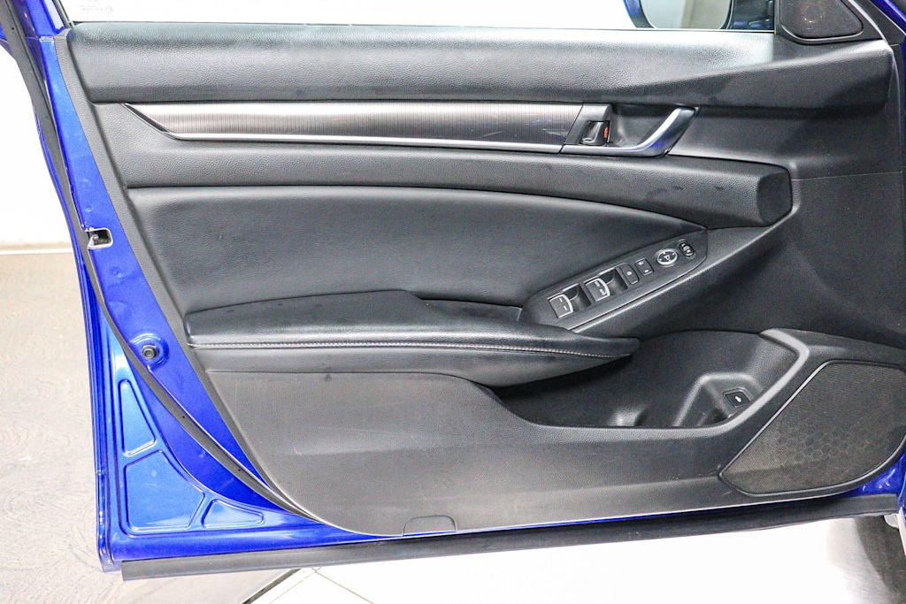 Thumbnail: 2018 Honda Accord - 27