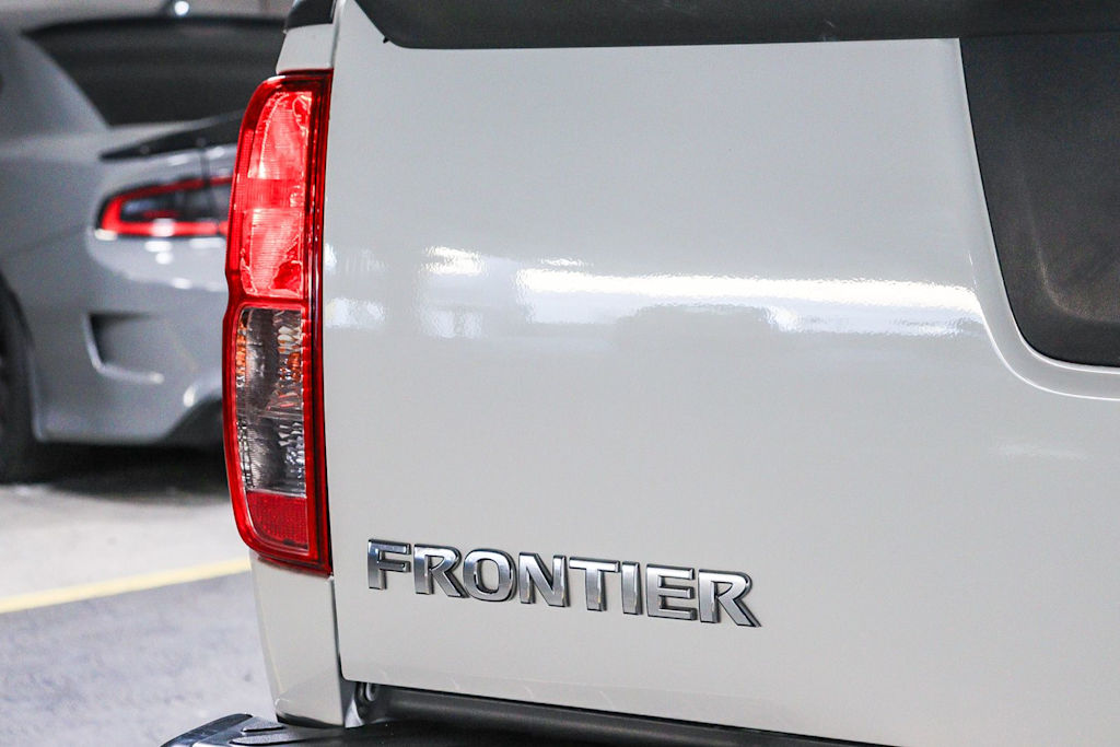 Thumbnail: 2021 Nissan Frontier - 22