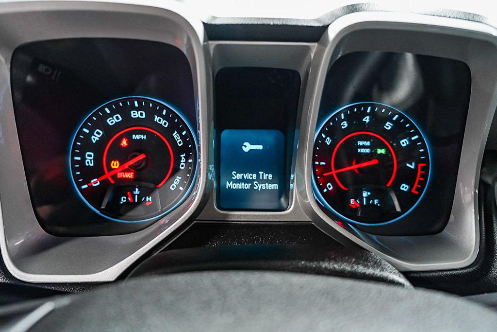 Thumbnail: 2015 Chevrolet Camaro - 14