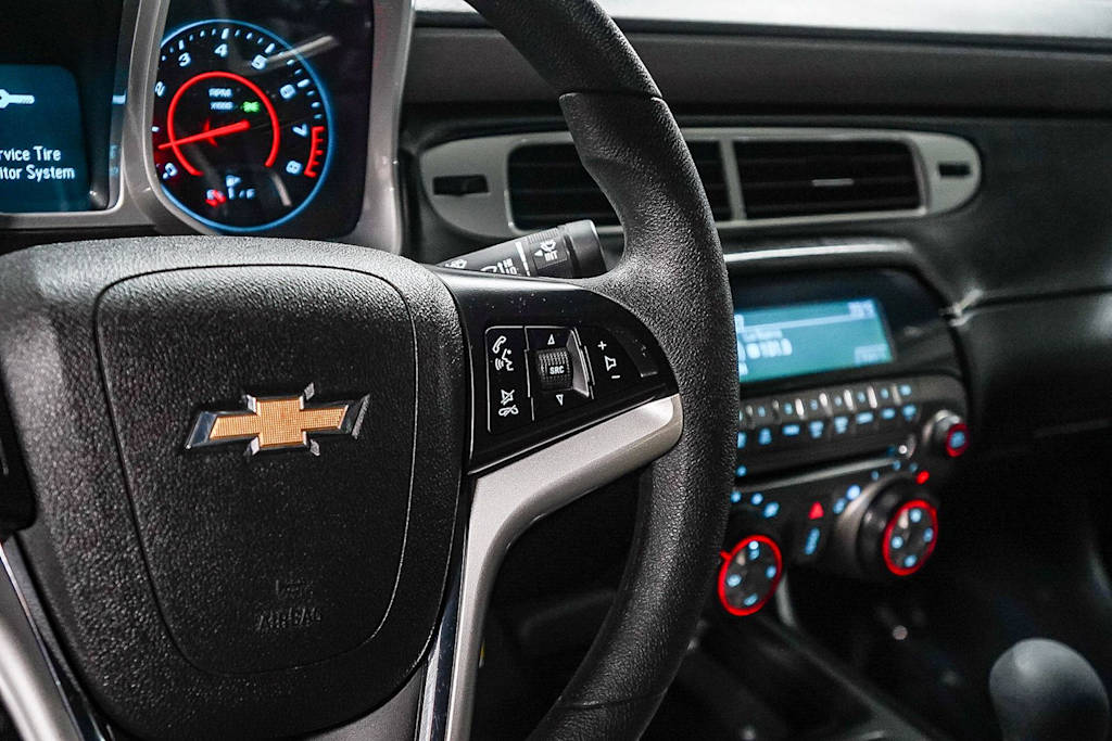 Thumbnail: 2015 Chevrolet Camaro - 23