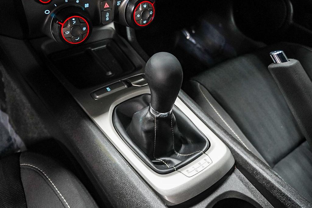 Thumbnail: 2015 Chevrolet Camaro - 13