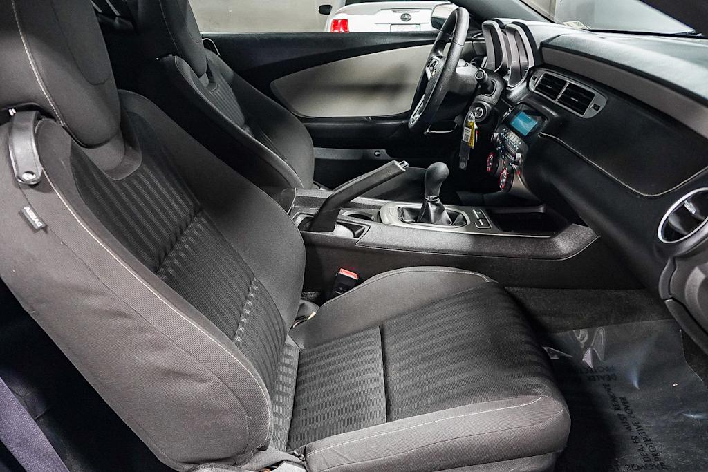 Thumbnail: 2015 Chevrolet Camaro - 10