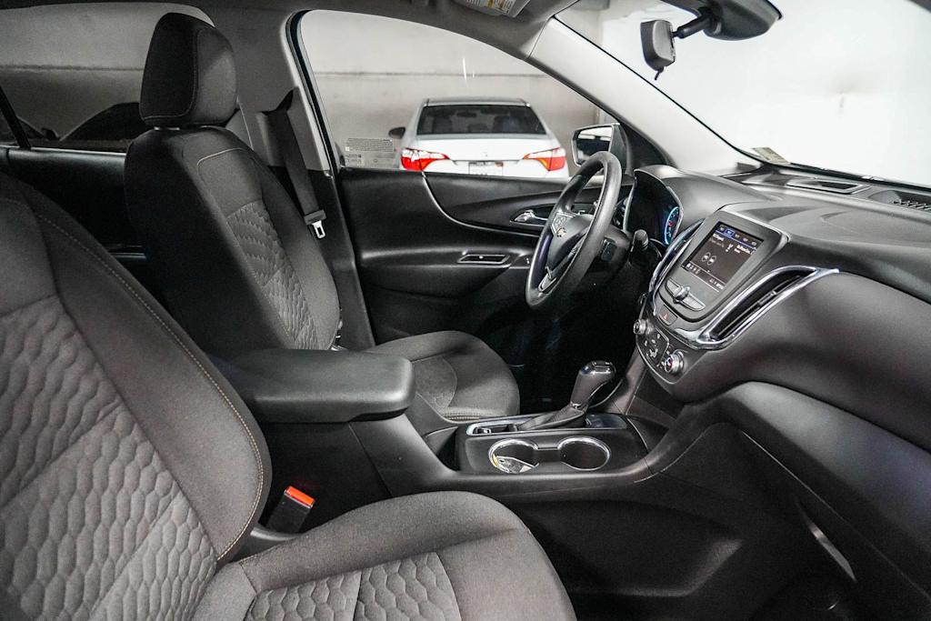 Thumbnail: 2021 Chevrolet Equinox - 10