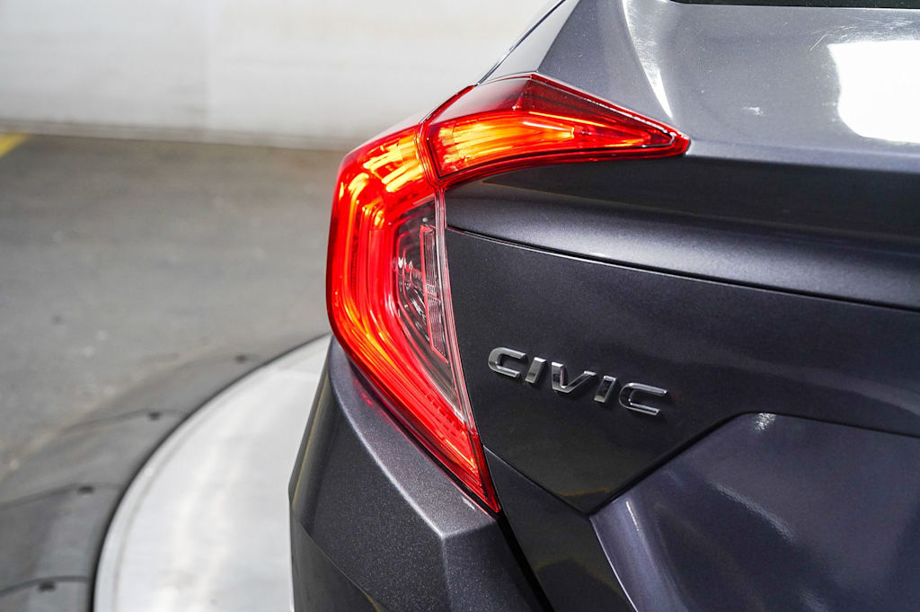 Thumbnail: 2016 Honda Civic - 17