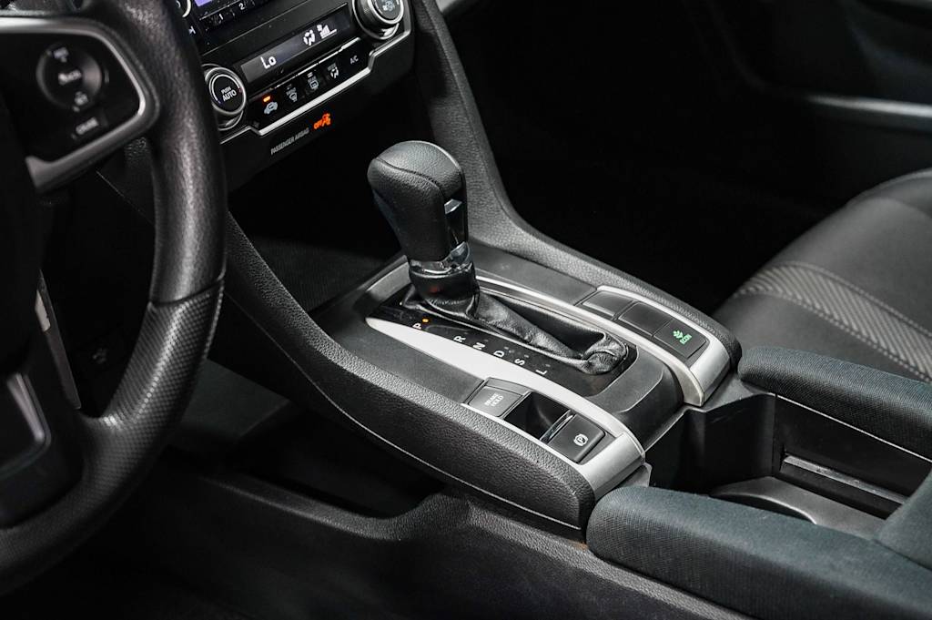 Thumbnail: 2016 Honda Civic - 15