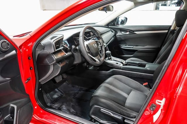 Thumbnail: 2016 Honda Civic - 11