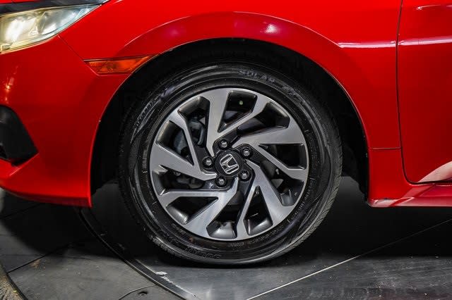 Thumbnail: 2016 Honda Civic - 7
