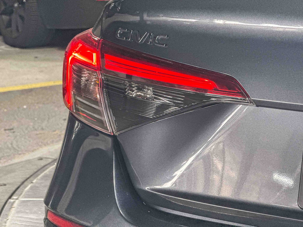 Thumbnail: 2024 Honda Civic - 24