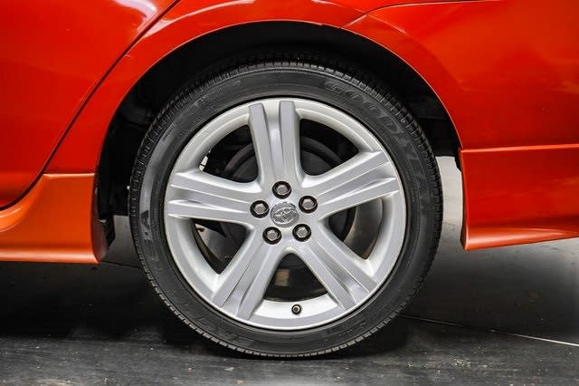 2013 Toyota Corolla S 22