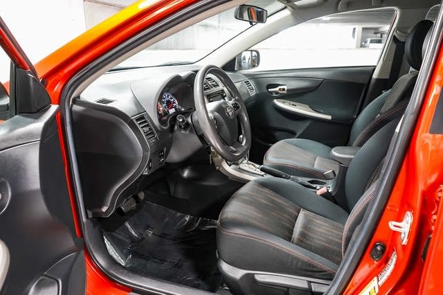 2013 Toyota Corolla S 11
