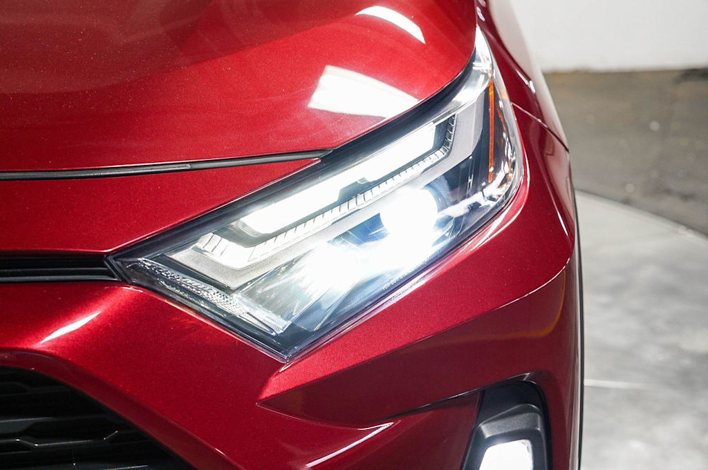 Thumbnail: 2023 Toyota RAV4 - 22