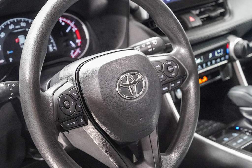 Thumbnail: 2023 Toyota RAV4 - 13