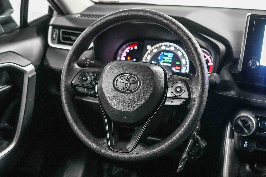 Thumbnail: 2025 Toyota RAV4 - 7