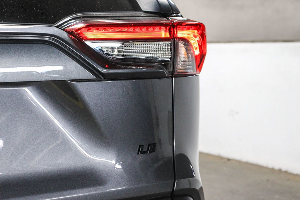 Thumbnail: 2025 Toyota RAV4 - 23