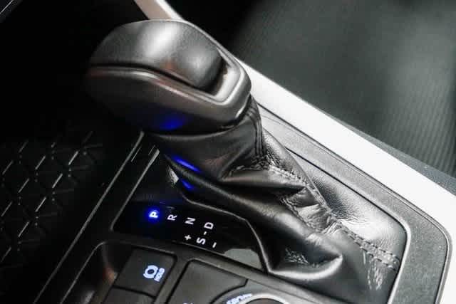 Thumbnail: 2021 Toyota RAV4 - 14